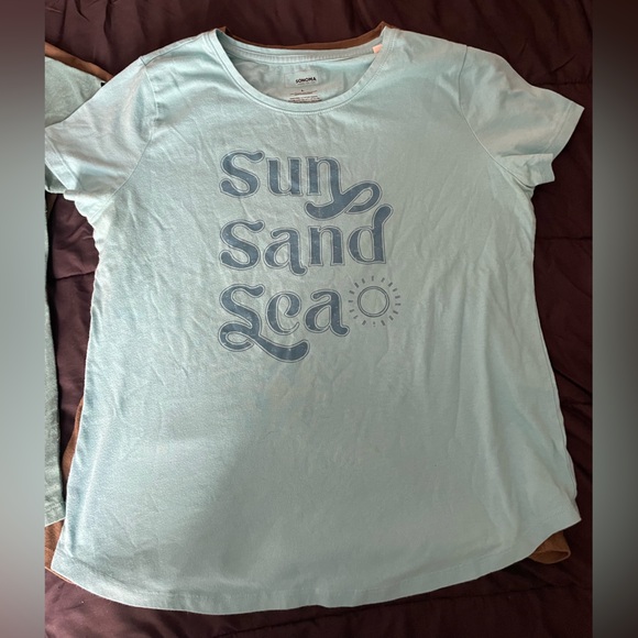 Sonoma Graphic Short Sleeve Graphic Tees, Bundle of 4 Women’s Size Large - Picture 9 of 11